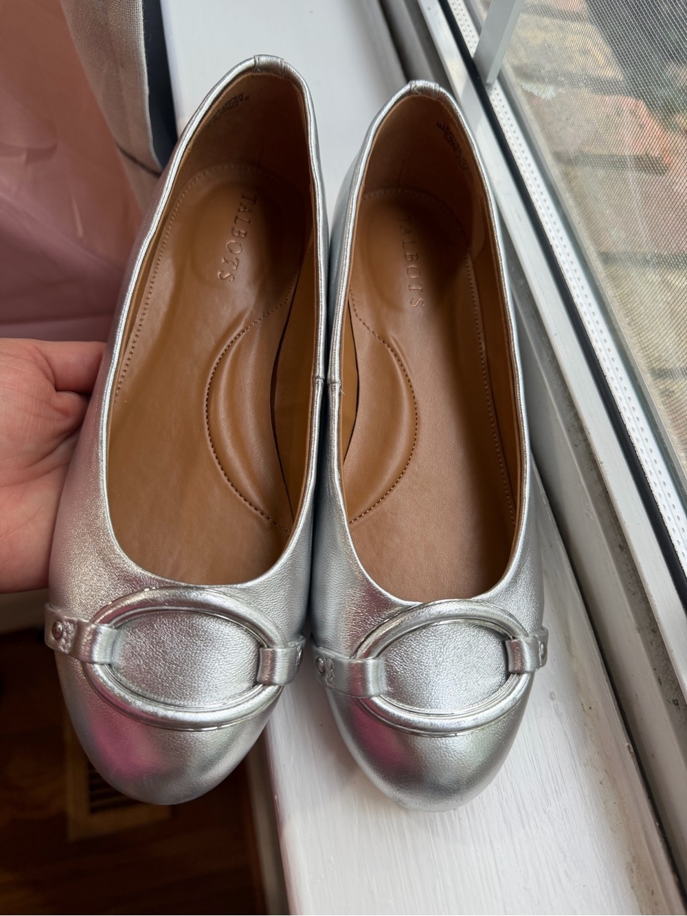 Talbots Silver Leather Ballet Flats with Decorative Round Accent